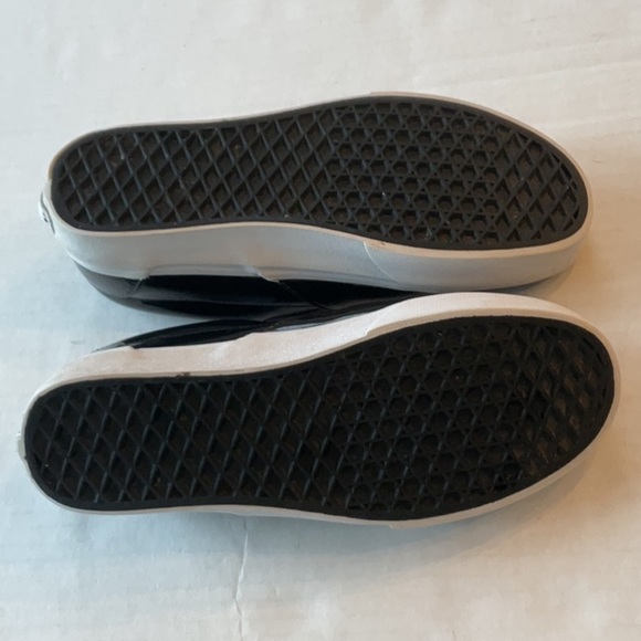 Vans Asher black patent slip on size W 8.5 M 7 - Picture 7 of 10